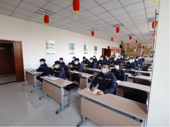 《“学习二十大  永远跟党走 奋进新征程”—引领万象城(中国)高质量发展》