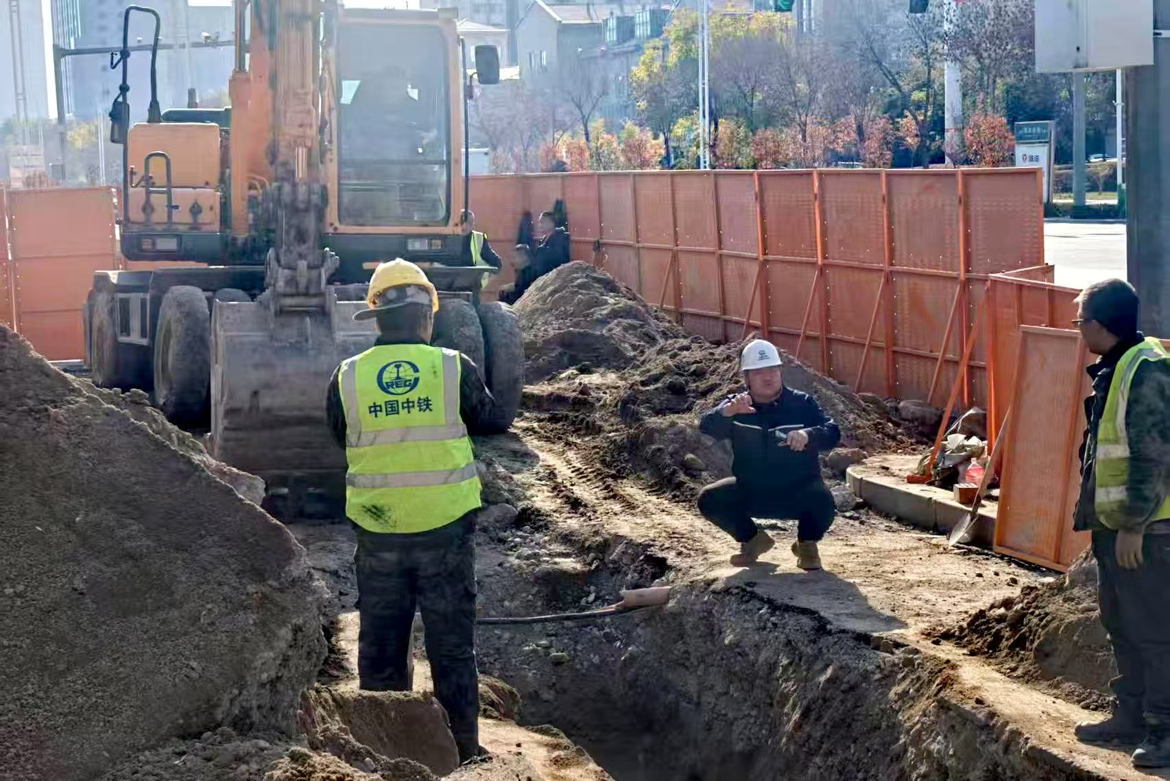 大干100天 决胜保目标④|万象城(中国)贺兰供水公司：抢时拼劲攻难关 质效并举惠民生