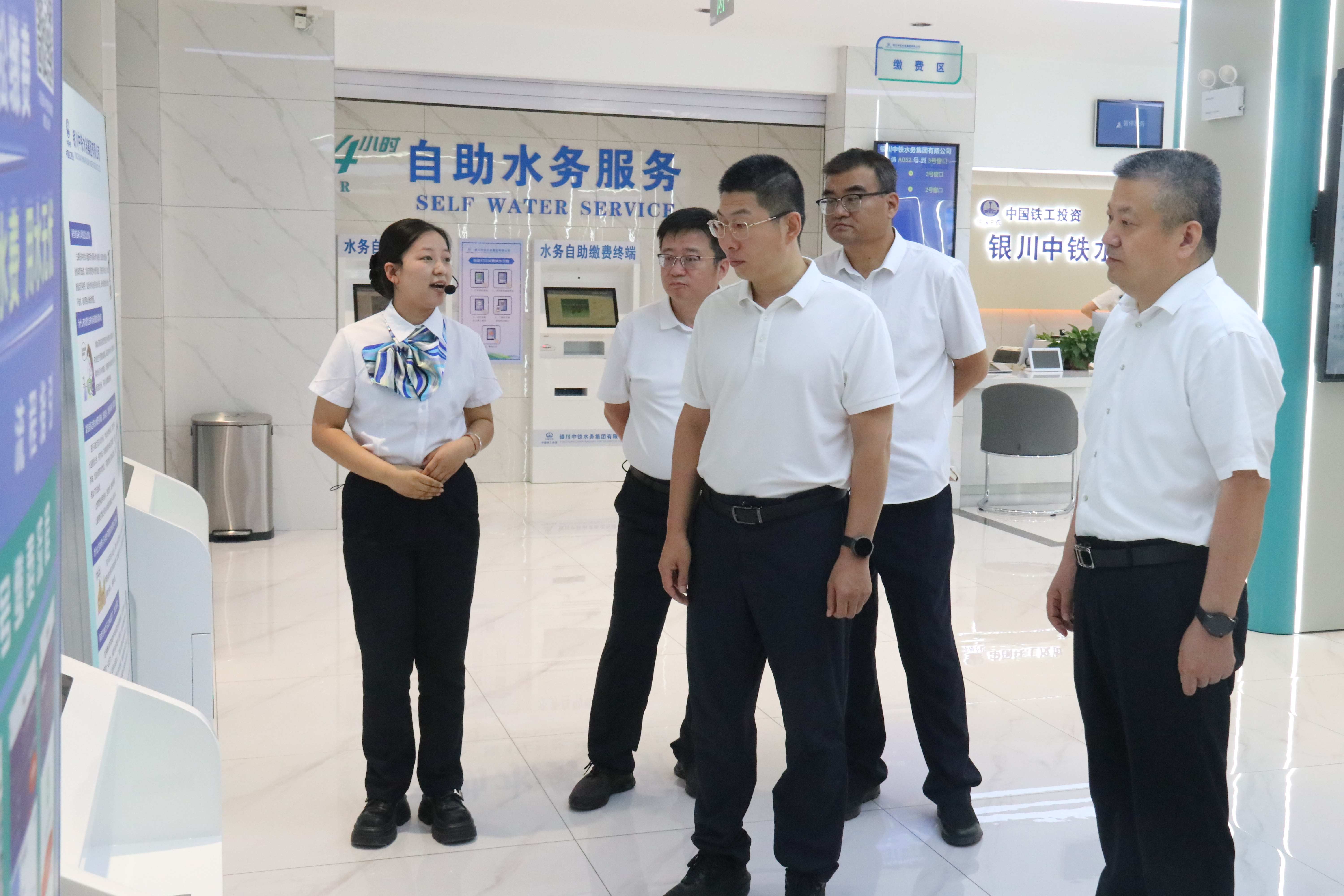 集团公司总会计师樊亚波调研万象城手机在线官网_万象城(中国)并讲授专题党课